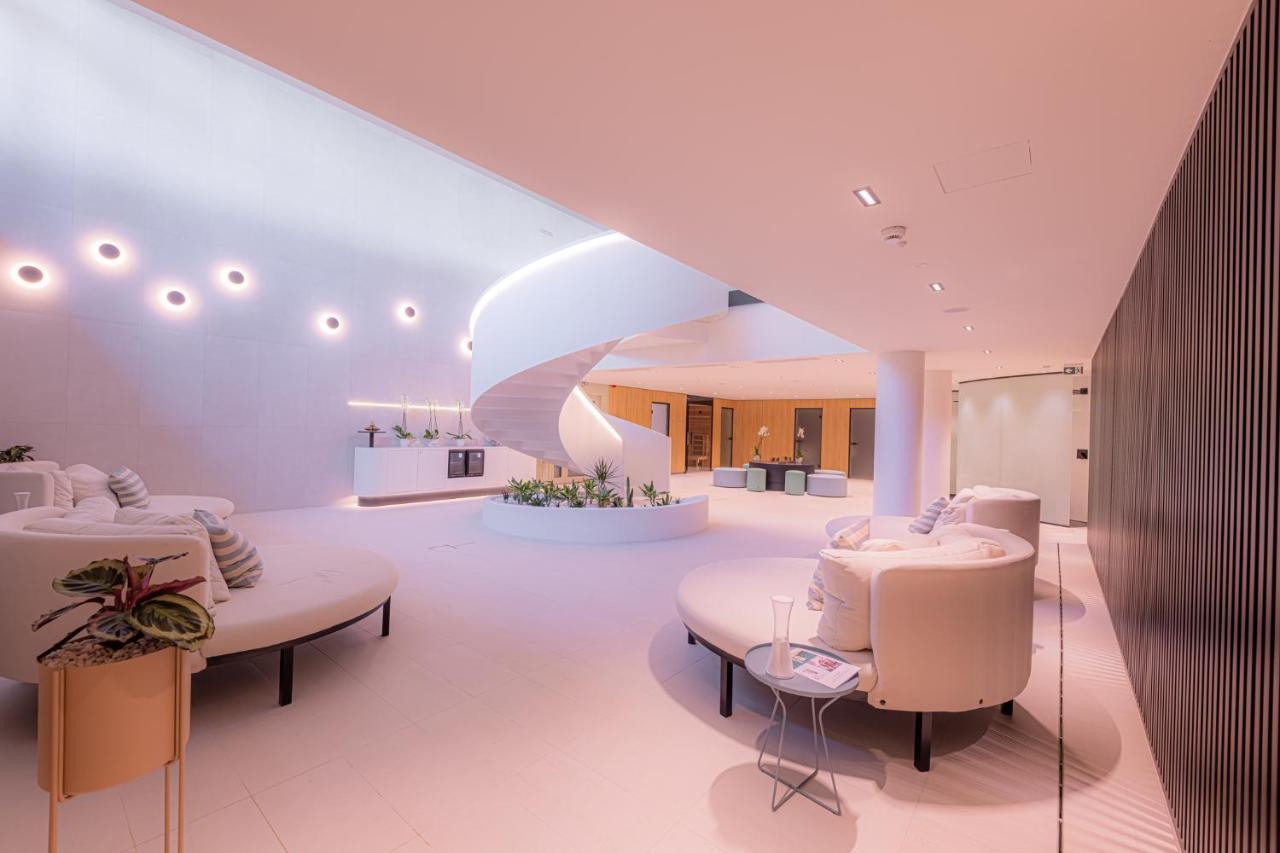 Lua Resort - Adults Only Balatonfüred Buitenkant foto The interior of the new building